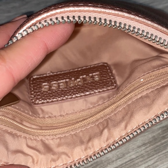 🦄NWOT (Get All 3) Express METALLIC wristlet bundle x3 piece⭐️ - Picture 14 of 14